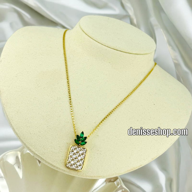 14K GOLD / WHITE/ GREEN STONE PINEAPPLE PENDANT P491