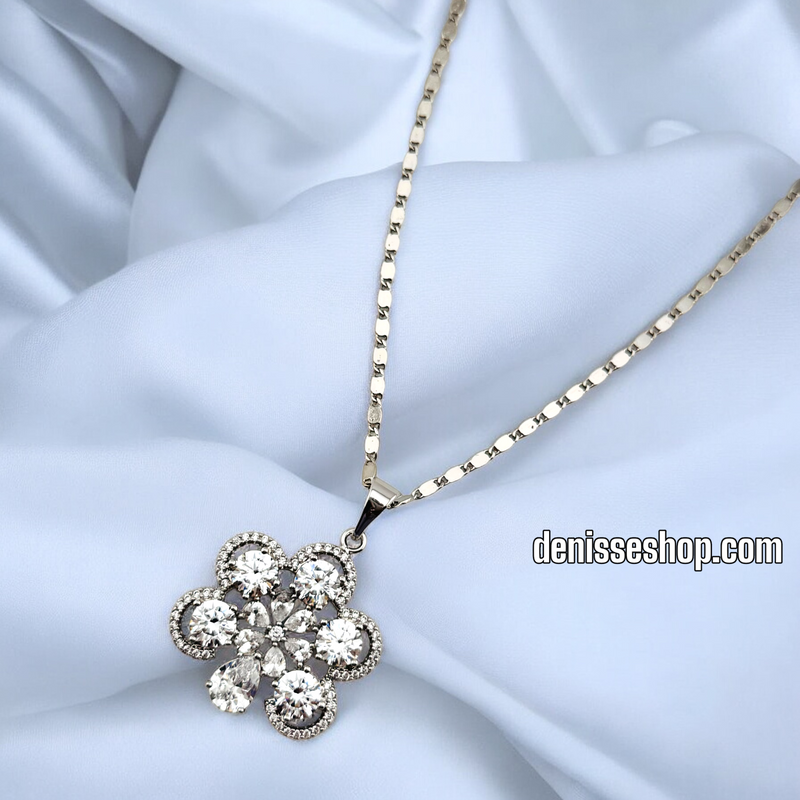 SILVER WOMAN FLOWER PENDANT P644