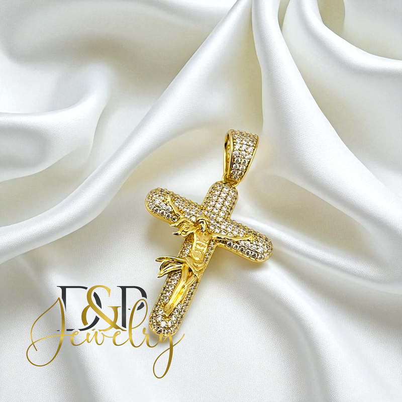 14K GOLD/THICK CROSS PENDANT P933