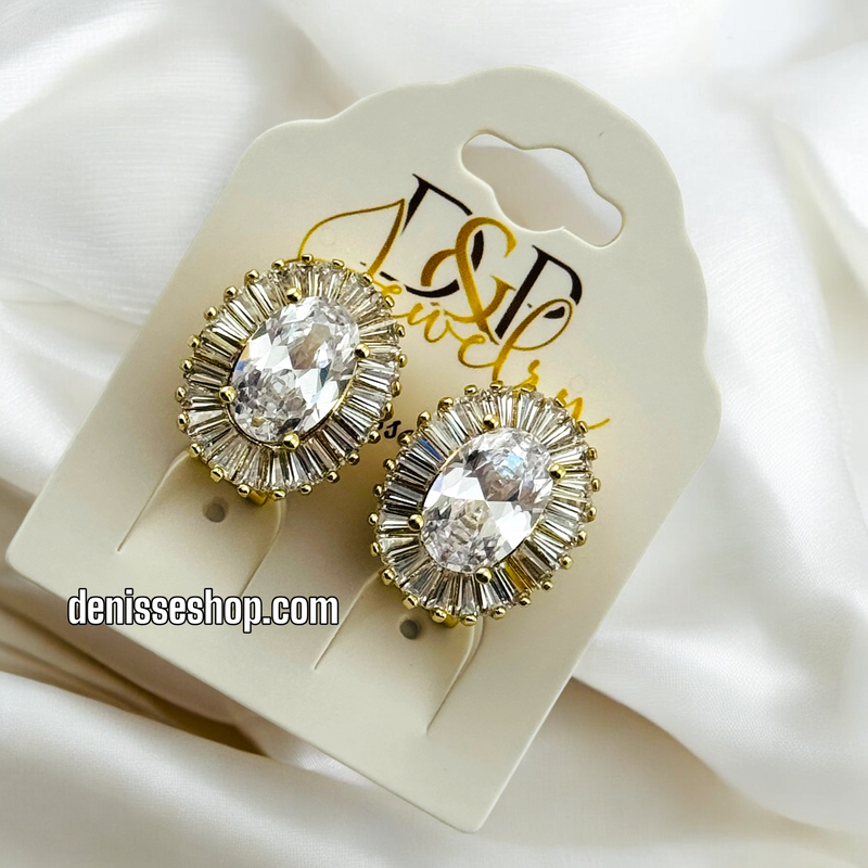 14K WHITE STONE EARRING E632