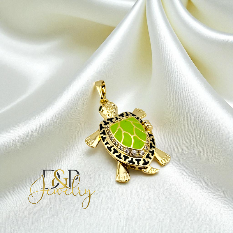 14K GREEN TURTLE PENDANT P937