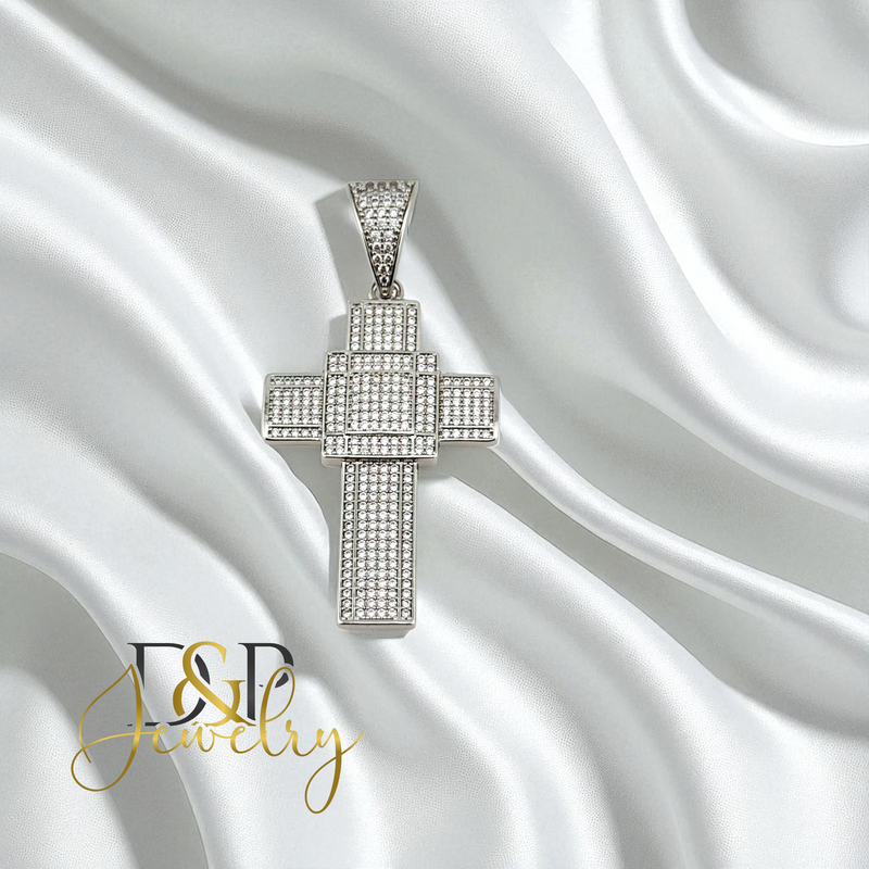 14K SILVER/DIAMOND/CROSS PENDANT P904