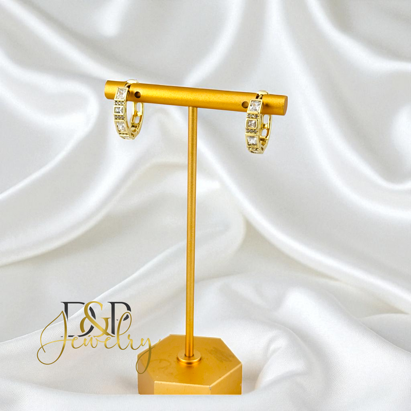 14K GOLD /WHITE STONE FASHION HOOP EARRING HP741
