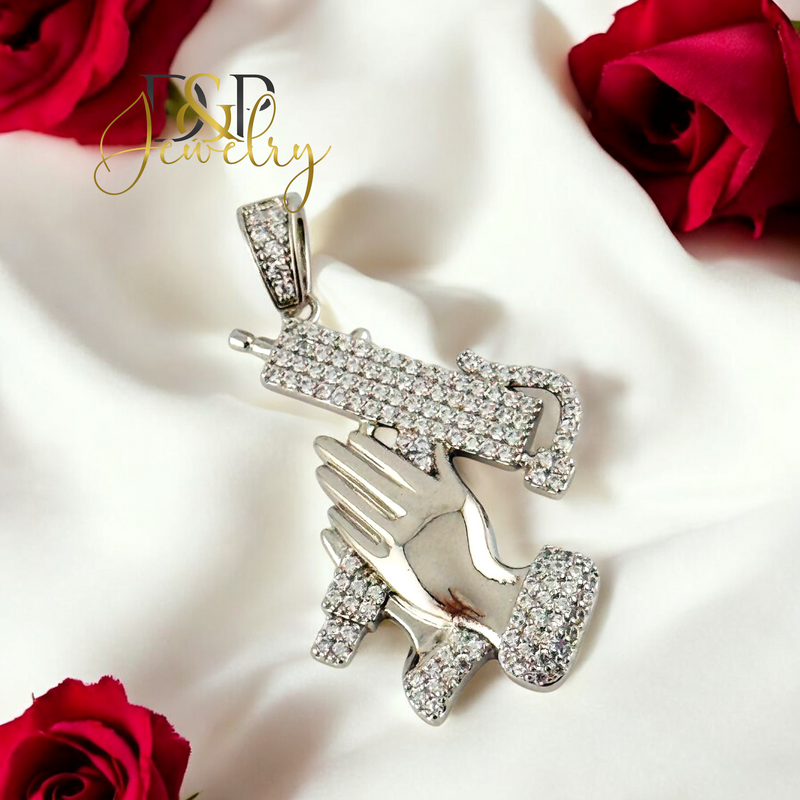 SILVER HAND GUN PENDANT P861