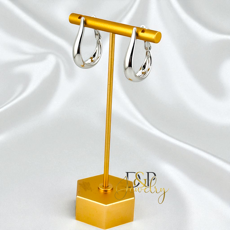 SILVER PLAIN SHINY DESIGN HOOP EARRING HP835