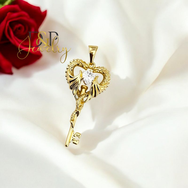 14K FANCY HEART KEY PENDANT P826