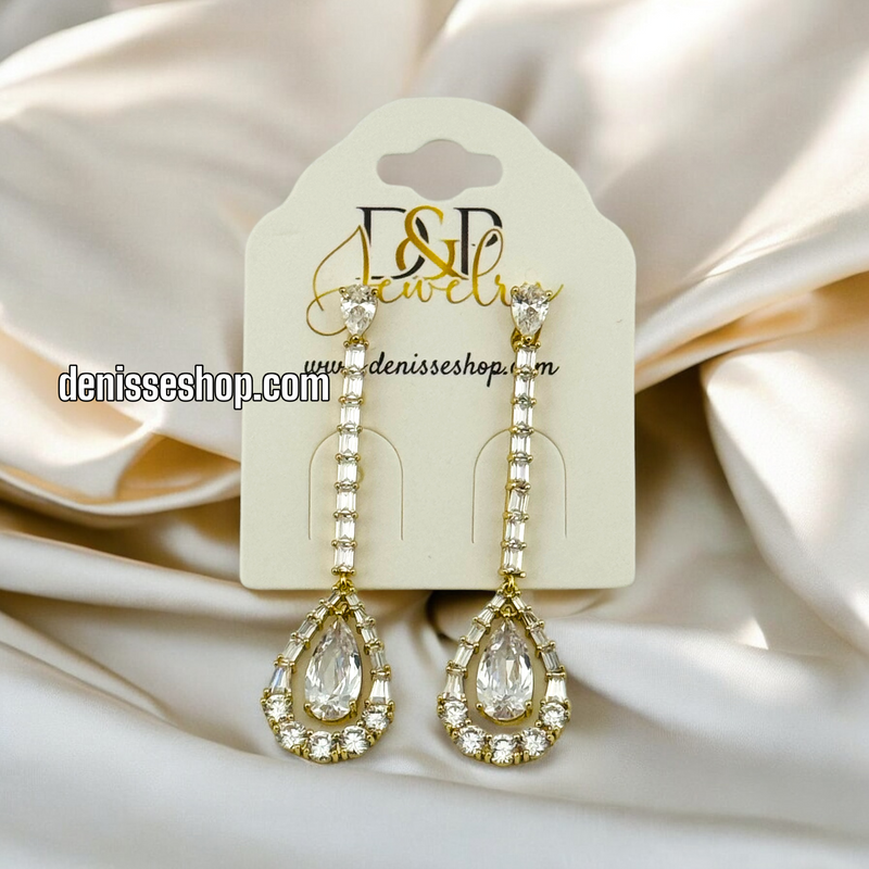 14K WHITE STONE EARRING E621