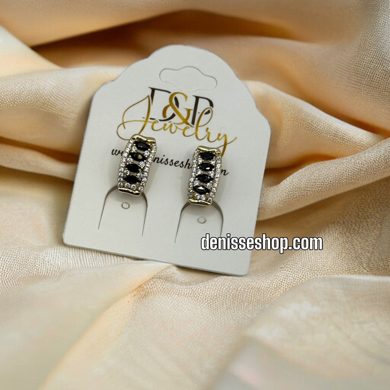 14K BLACK EARRINGS E417