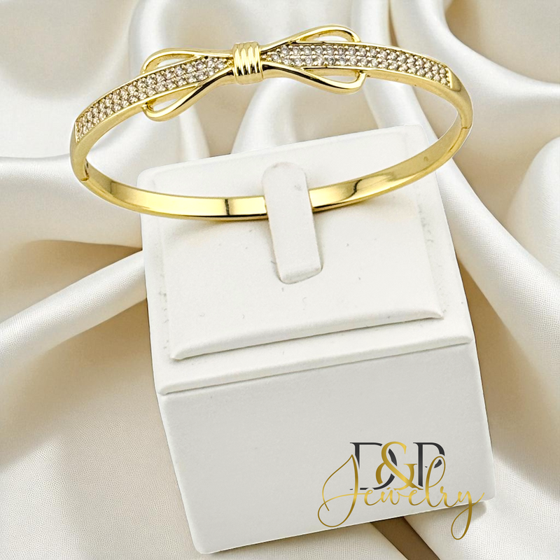 14 BOW BANGLE BRACELET BR834
