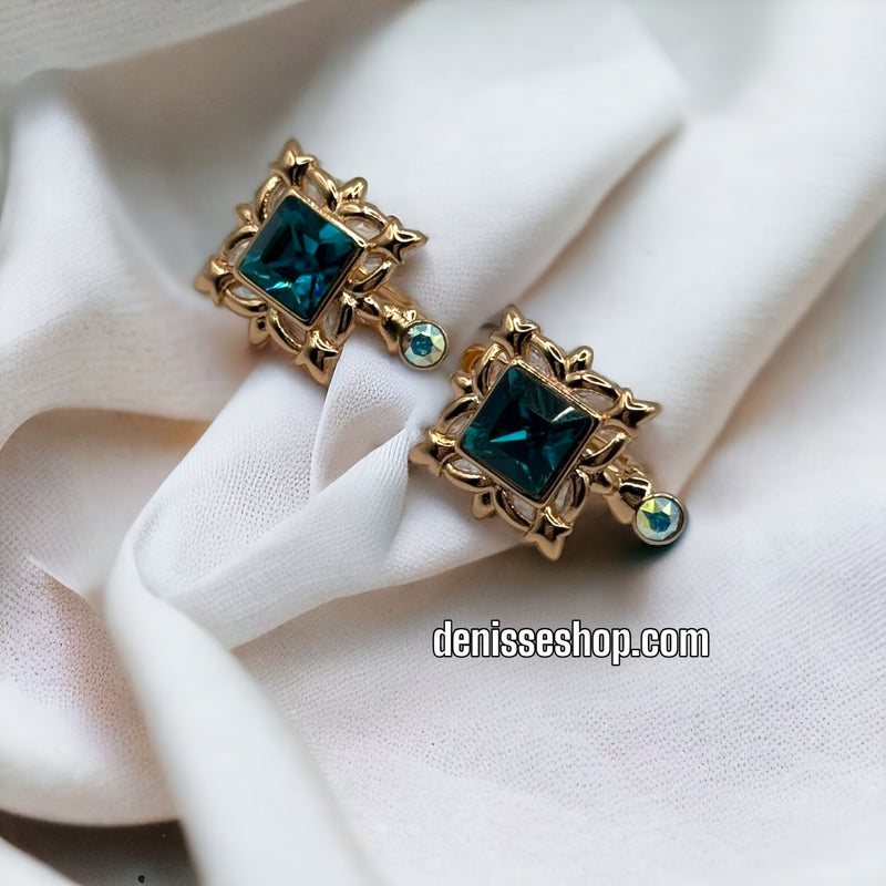 18k Blue Stone Earrings E327