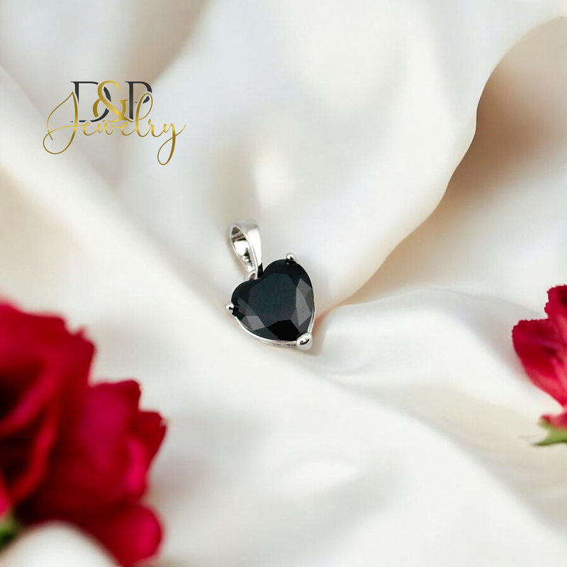 SILVER BLACK HEART PENDANT P801