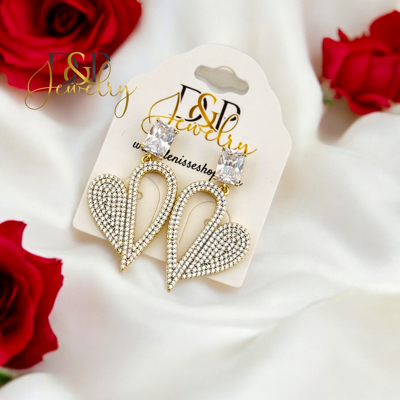 14K HEART EARRING E853