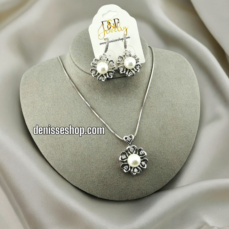 SILVER FLOWER PEARL NECKLACE C44