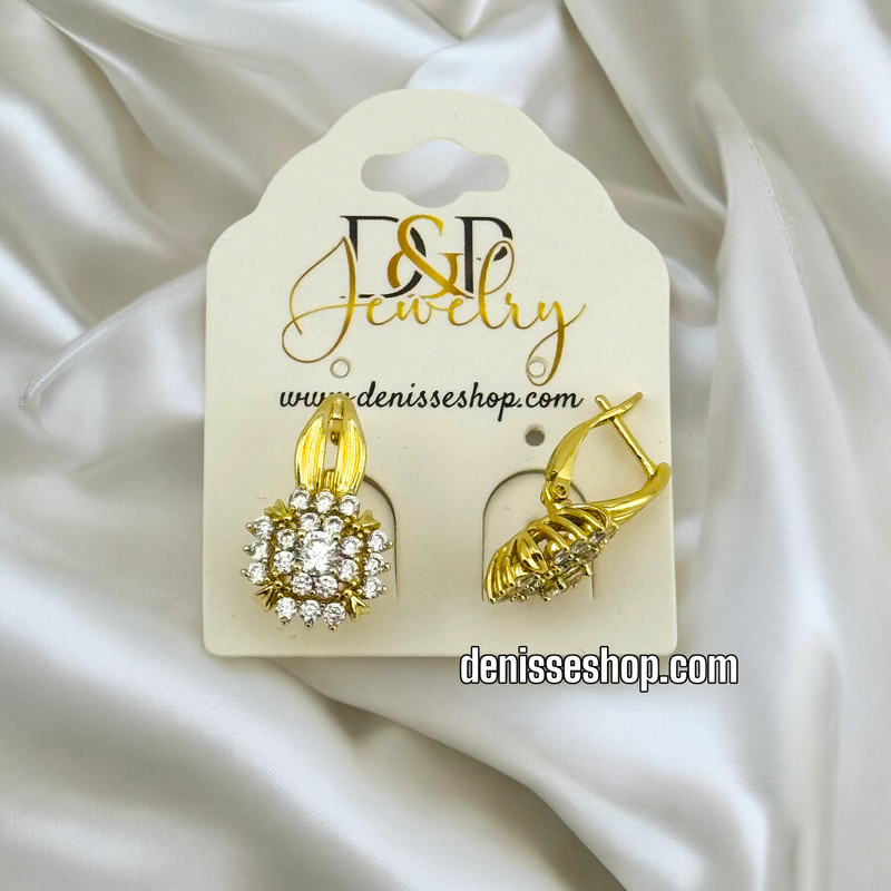 14K WHITE STONE EARRING E576