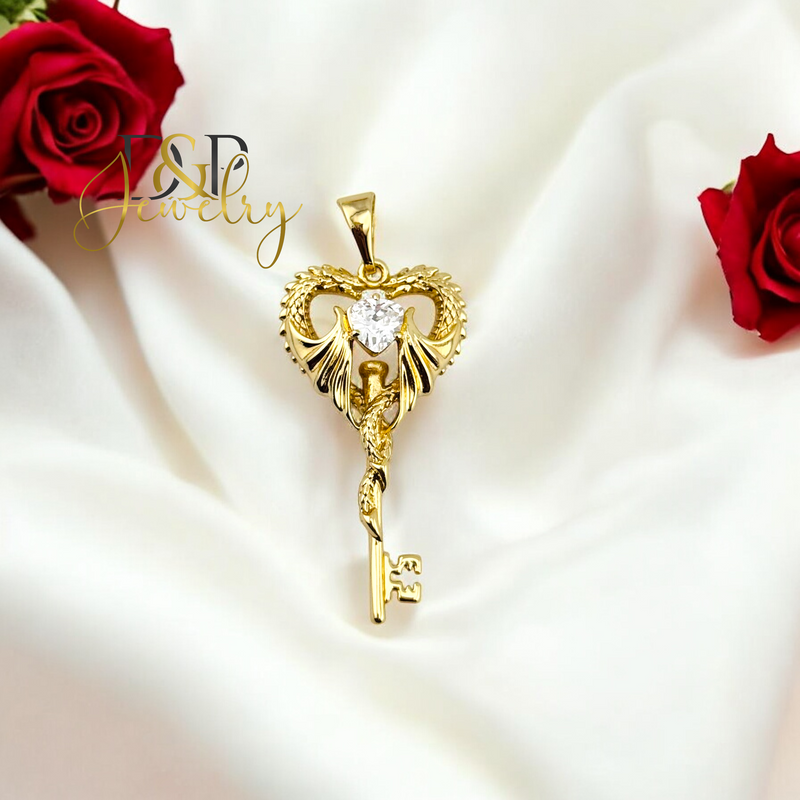 14K FANCY HEART KEY PENDANT P826