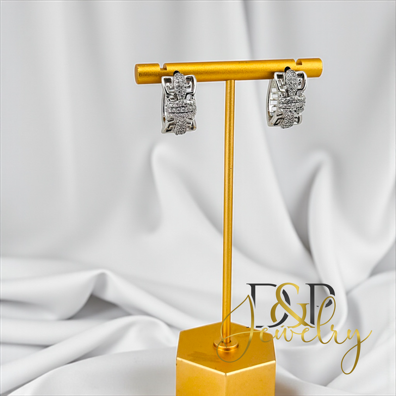 SILVER BOW DESIGN HOOP EARRING HP836