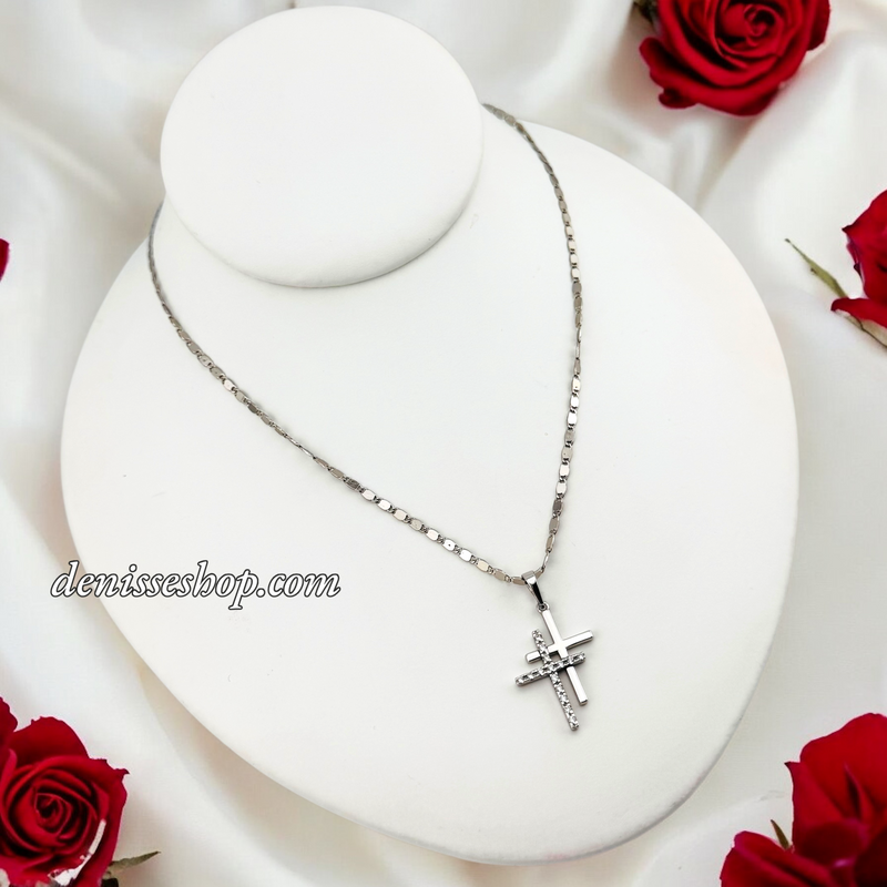 SILVER WOMEN/GIRL CROSS PENDANT P695