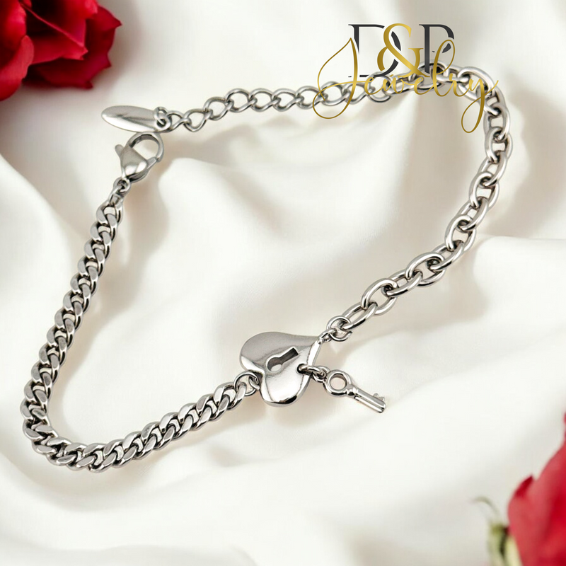 SILVER LOCK HEART BRACELET BR728