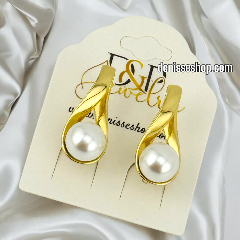 14K GOLD / WHITE PEARL TWIST HUGGIES EARRING E681