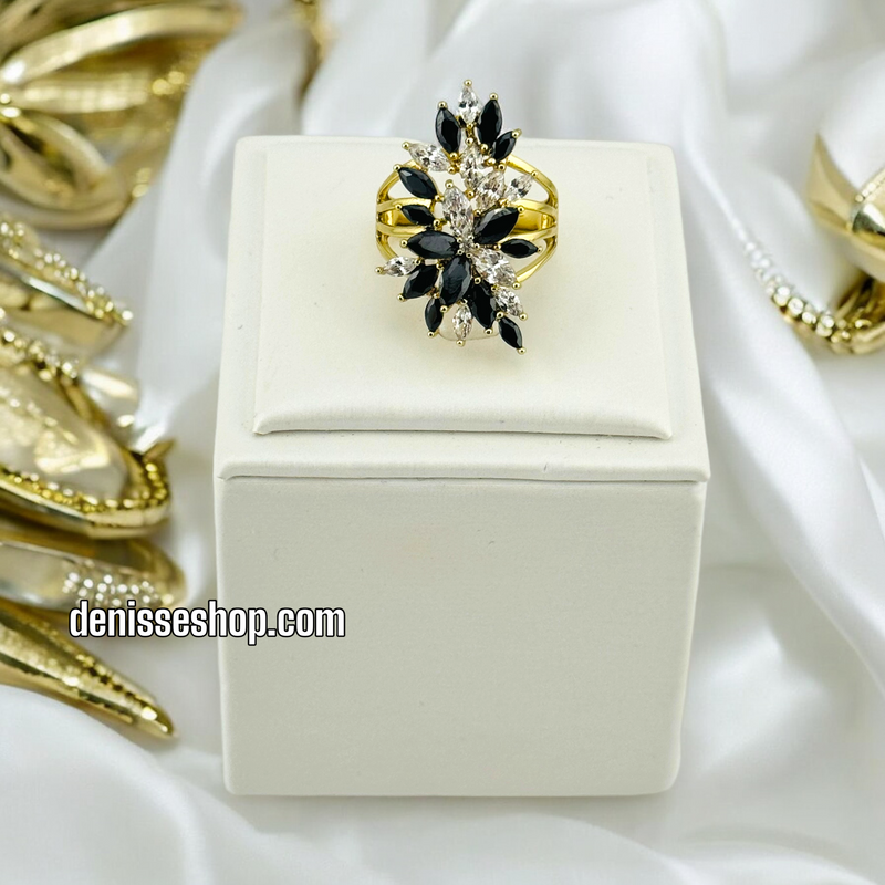 14K WHITE AND BLACK RING RG210