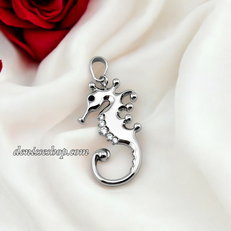 SILVER SEAHORSE PENDANT P693