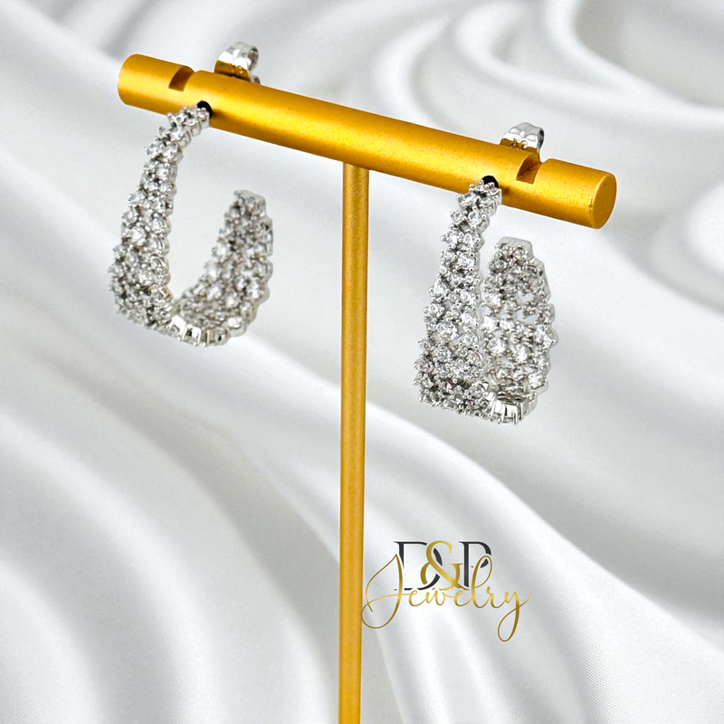 SILVER BLING DESIGN HOOP EARRING HP834
