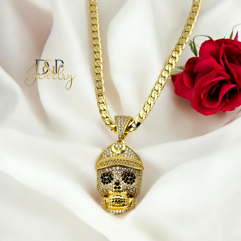 14K CAPITAN SKULL PENDANT P764