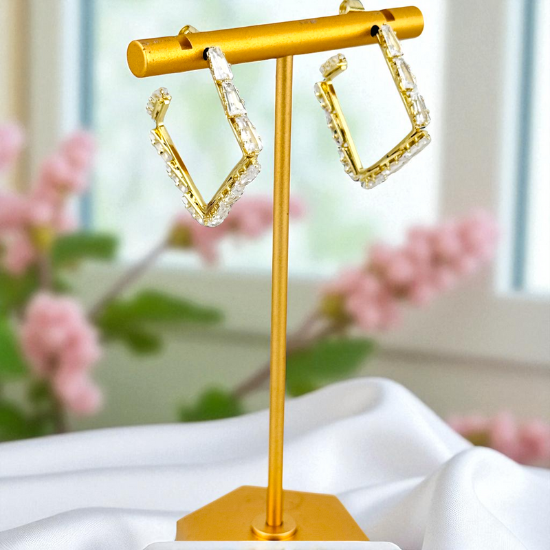 14K SQUARE DESIGN STUD EARRING E933
