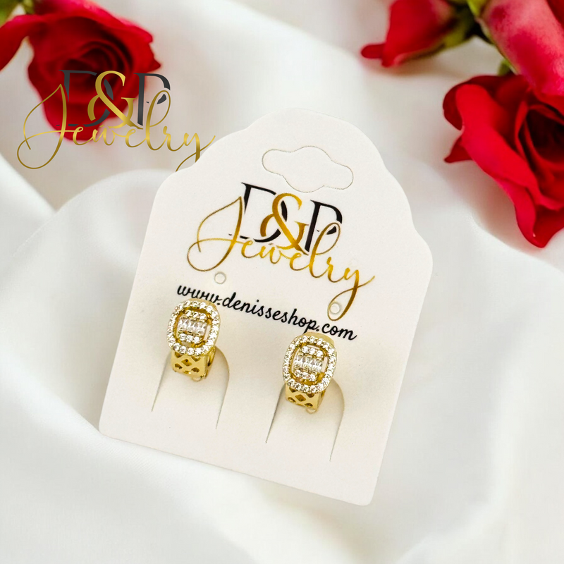 14K WHITE STONE SMALL HOOP EARRING HP663