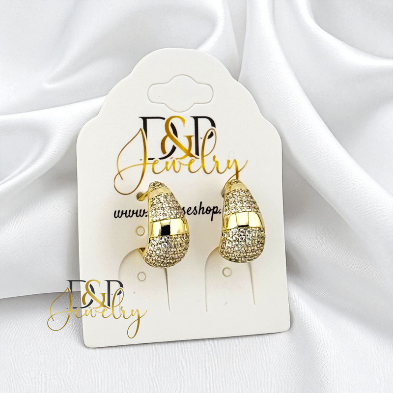 14K GOLD/ DROP SHAPE FANCY HUGGIE EARRING E994
