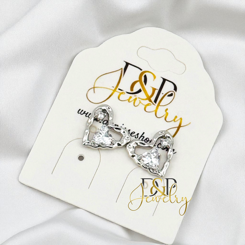 14K SILVER HEART DESIGN STUD EARRINGS E955