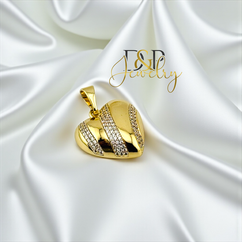 14K GOLD HEART PENDANT P895