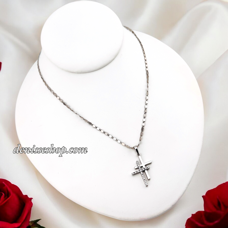 SILVER WOMEN/GIRL CROSS PENDANT P695