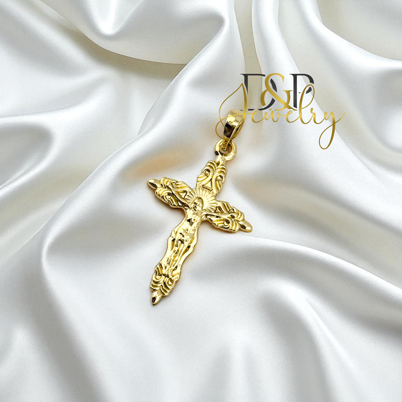 14K GOLD CROSS PENDANT P894