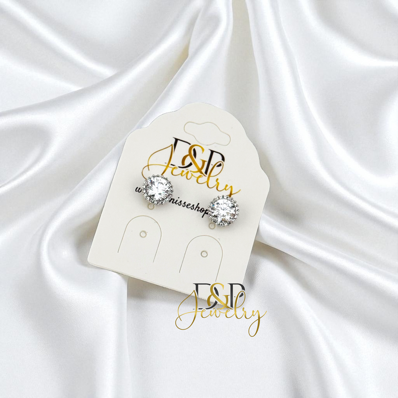 14K SILVER SMALL WHITE STONE DESIGN STUD EARRINGS E1032