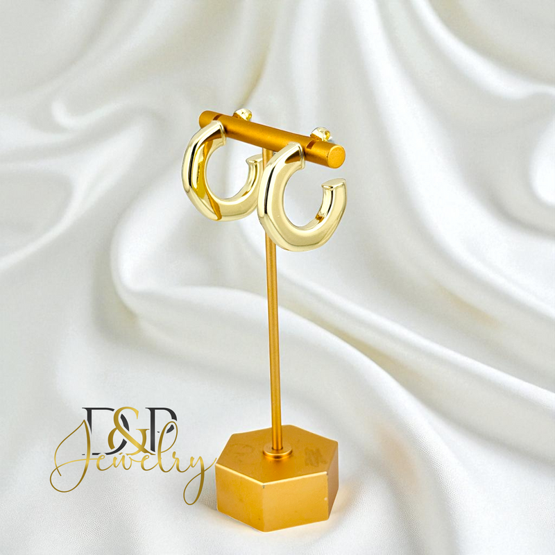 14K  CHUNKY/SLIM DESIGN STUD EARRING E929
