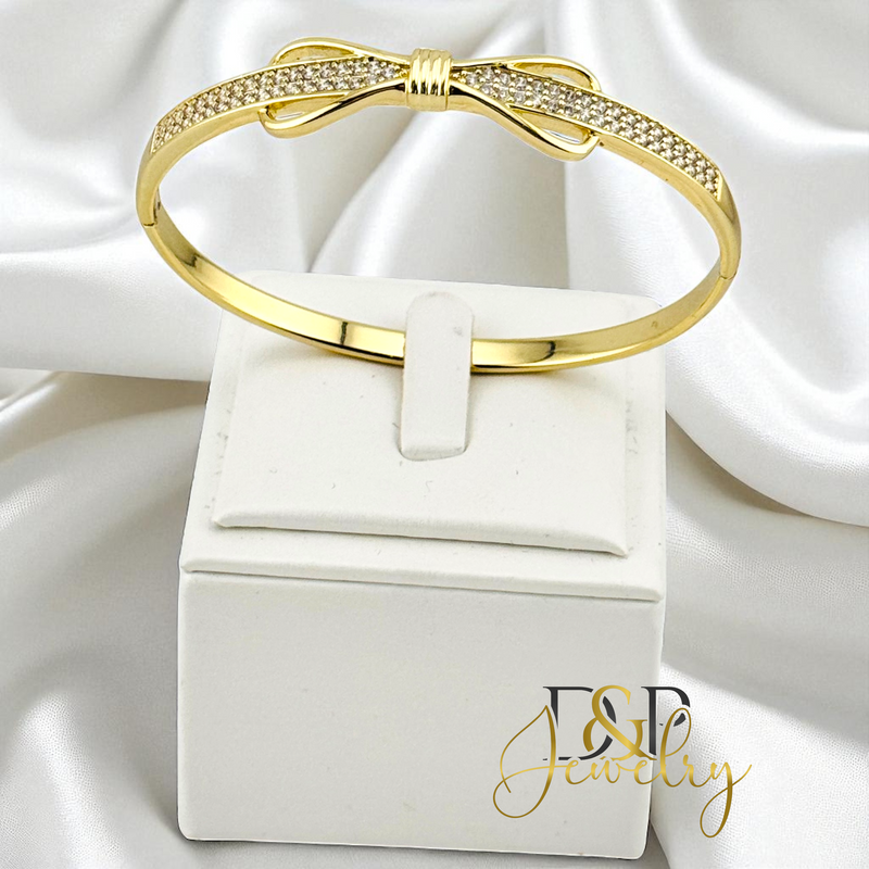 14 BOW BANGLE BRACELET BR834