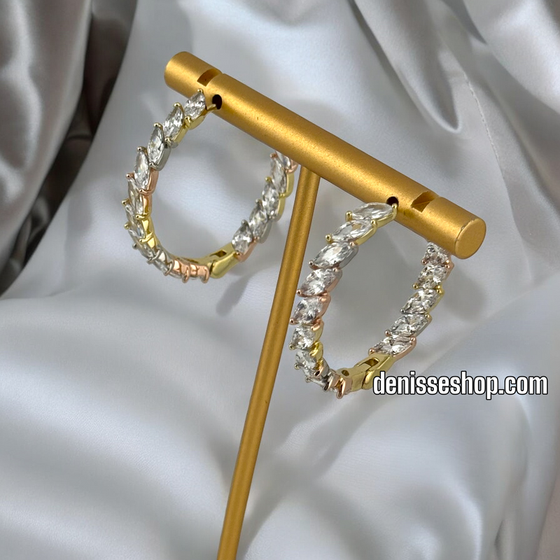 14K GOLD WHITE STONE HOOP EARRING HP484