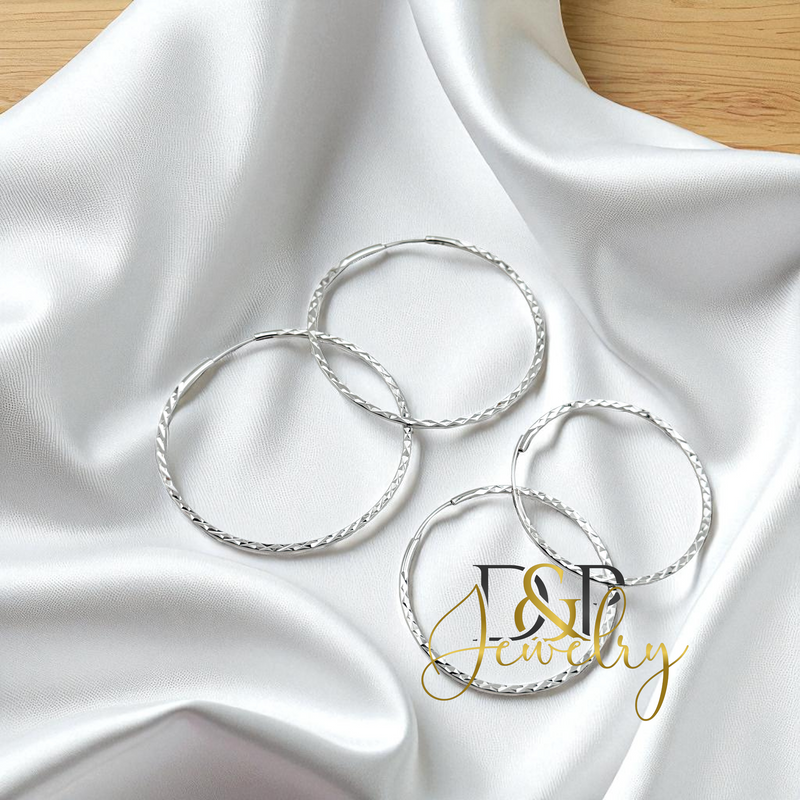 SILVER HOOP EARRING HP736
