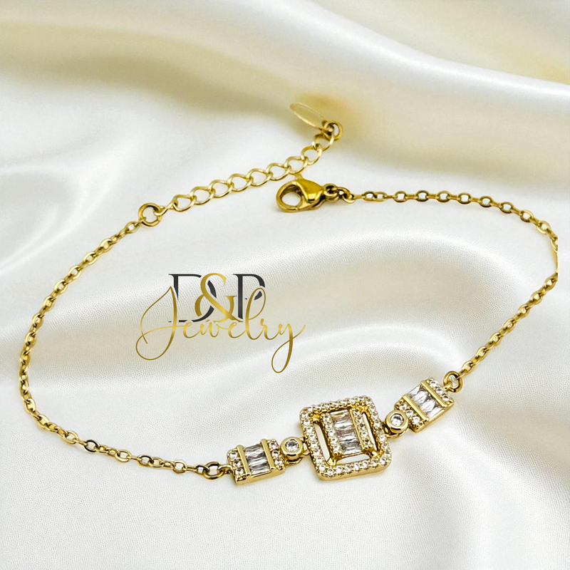 14K DAINTY WHITE STONE BRACELET BR823