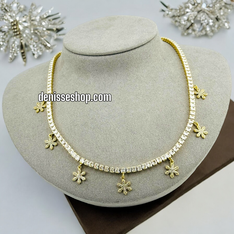 14K FLOWERS NECKLACE 18&