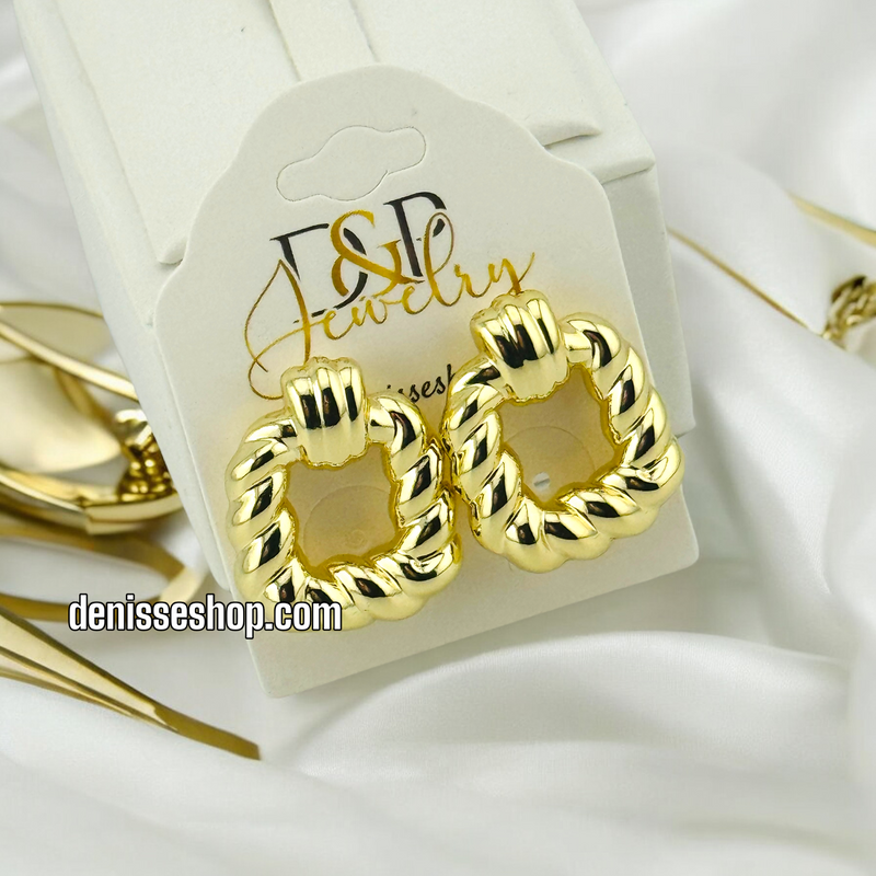 14K GOLD  EARRING E629