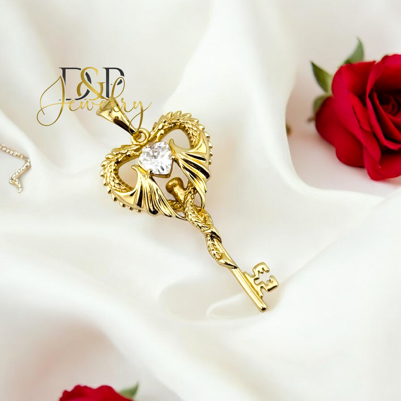 14K FANCY HEART KEY PENDANT P826