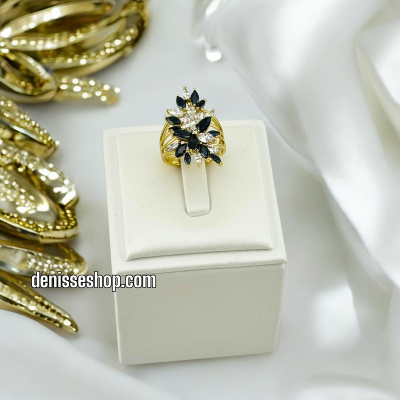 14K WHITE AND BLACK RING RG210