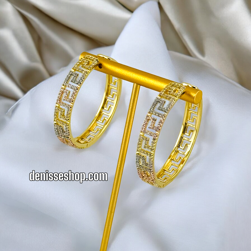 14K GOLD WHITE STONE FASHION DESIGN HOOP EARRING HP487