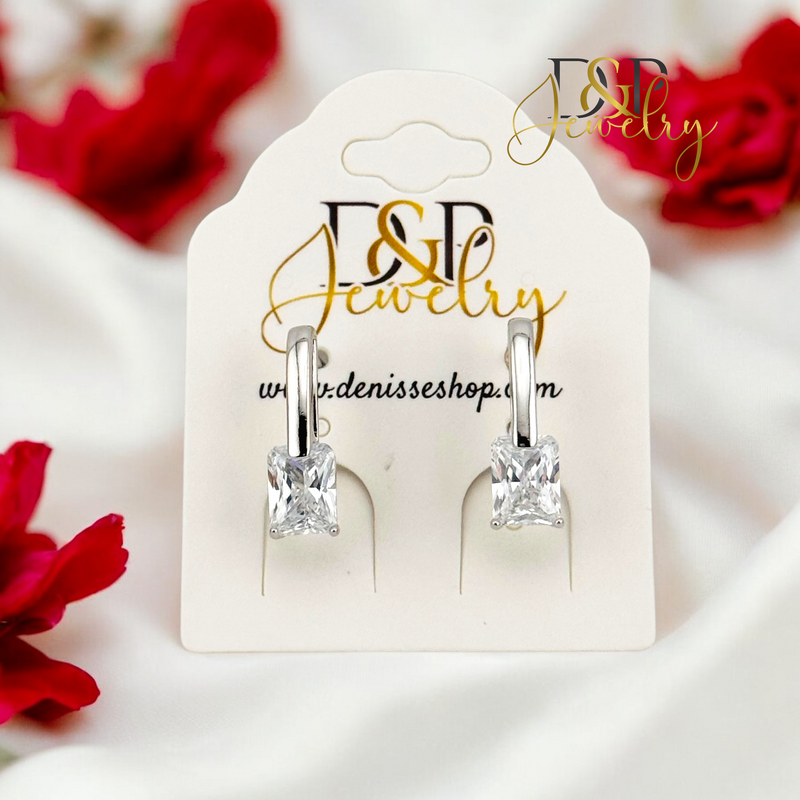 SILVER WHITE STONE HUGGIES EARRING E868