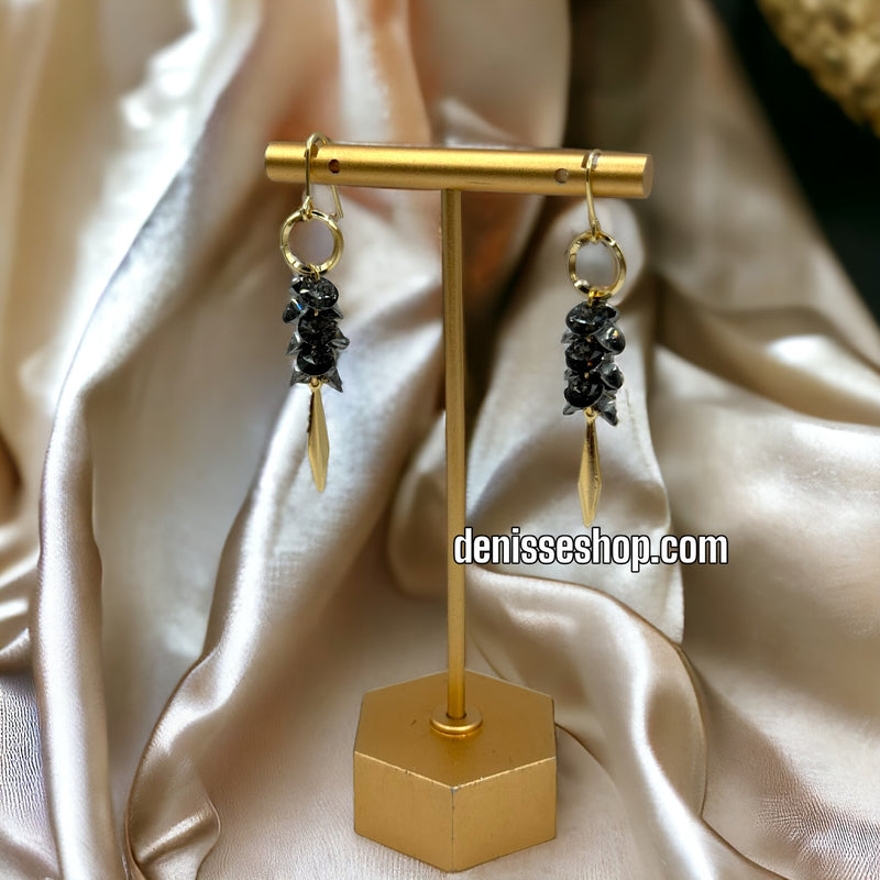 14K BLACK EARRINGS E425