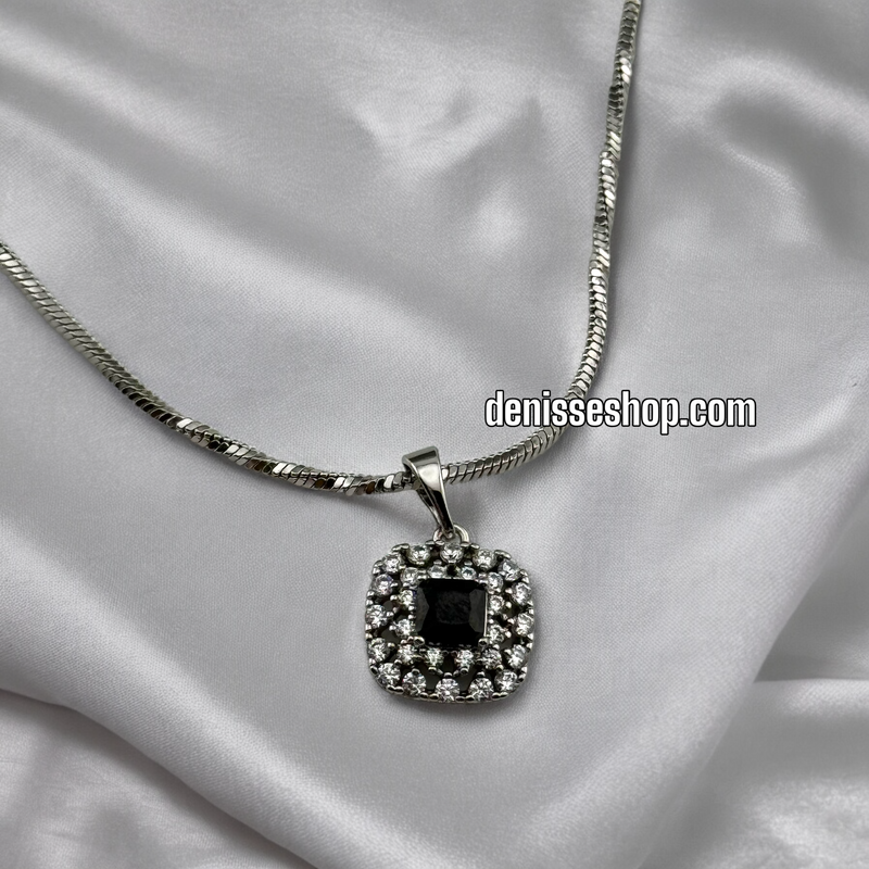 SILVER NECKLACE BLACK STONE C40