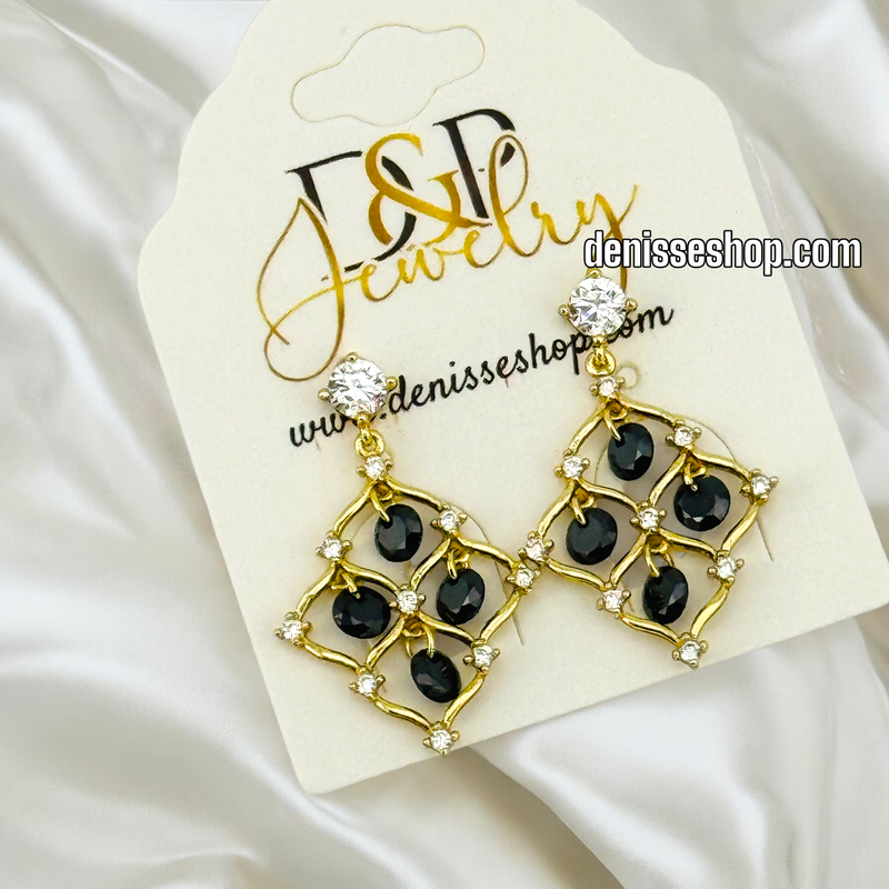 14K GOLD / WHITE / BLACK STONE SQUARES EARRING E671