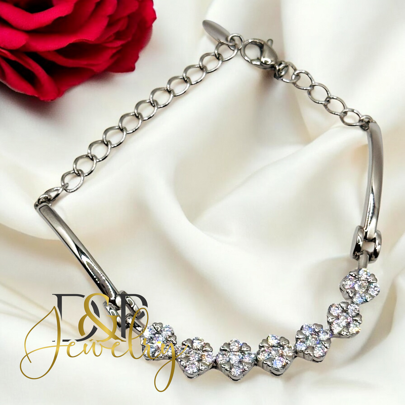 SILVER WHITE FLOWERS BRACELET BR773